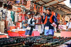 BIB: 
                            <button type="button" onclick="openModal(25582138)" class="btn btn-primary btn-sm float-right btn-popup" data-toggle="modal" data-target=".modal-high-quality">
                        <i class="fas fa-shopping-cart"></i> Add to Cart
                    </button>
                                            <button type="button" onclick="isThisMe(25582138, true)" class="btn btn-success btn-sm float-right btn-popup btn-isme hidden" data-toggle="tooltip" data-placement="bottom" title="นี่คือรูปของคุณใช่ไหม คลิกที่นี่เพื่อเอาเข้าอัลบั้ม">
                        <i class="fas fa-plus"></i> Add to album
                    </button>
                    <button type="button" onclick="isThisMe(25582138, false)" class="btn btn-warning btn-sm float-right btn-popup btn-isnotme hidden">
                        <i class="fas fa-ban"></i> Remove from album
                    </button>